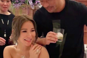 娱乐大亨吃瓜,吃瓜背后的权力游戏