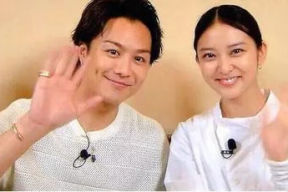 在娱乐圈吃瓜看戏,吃瓜看戏，揭秘明星幕后故事